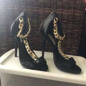 Steve Madden Magnetik heels